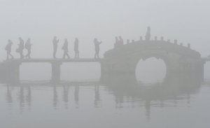Coal-fired industrial smog shuts down Chinese cities Beijing and Hangzhou